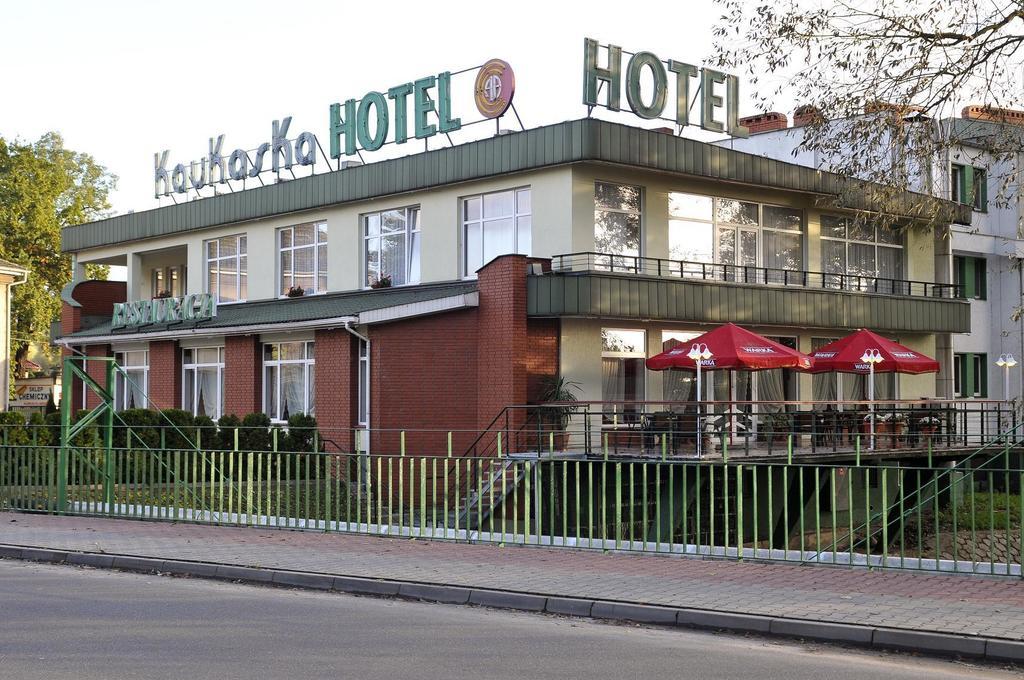 Hotel Restauracja Kaukaska Jadwiga Choroszy Wolsztyn Esterno foto